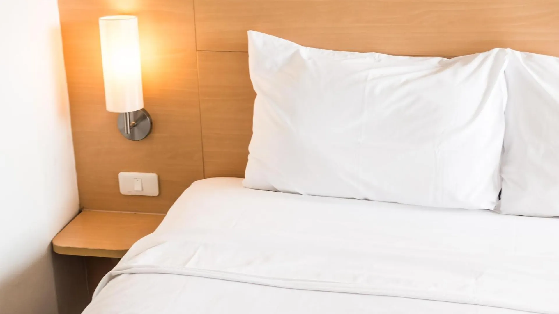 Hotel Rosewood Near Delhi Airport New Delhi