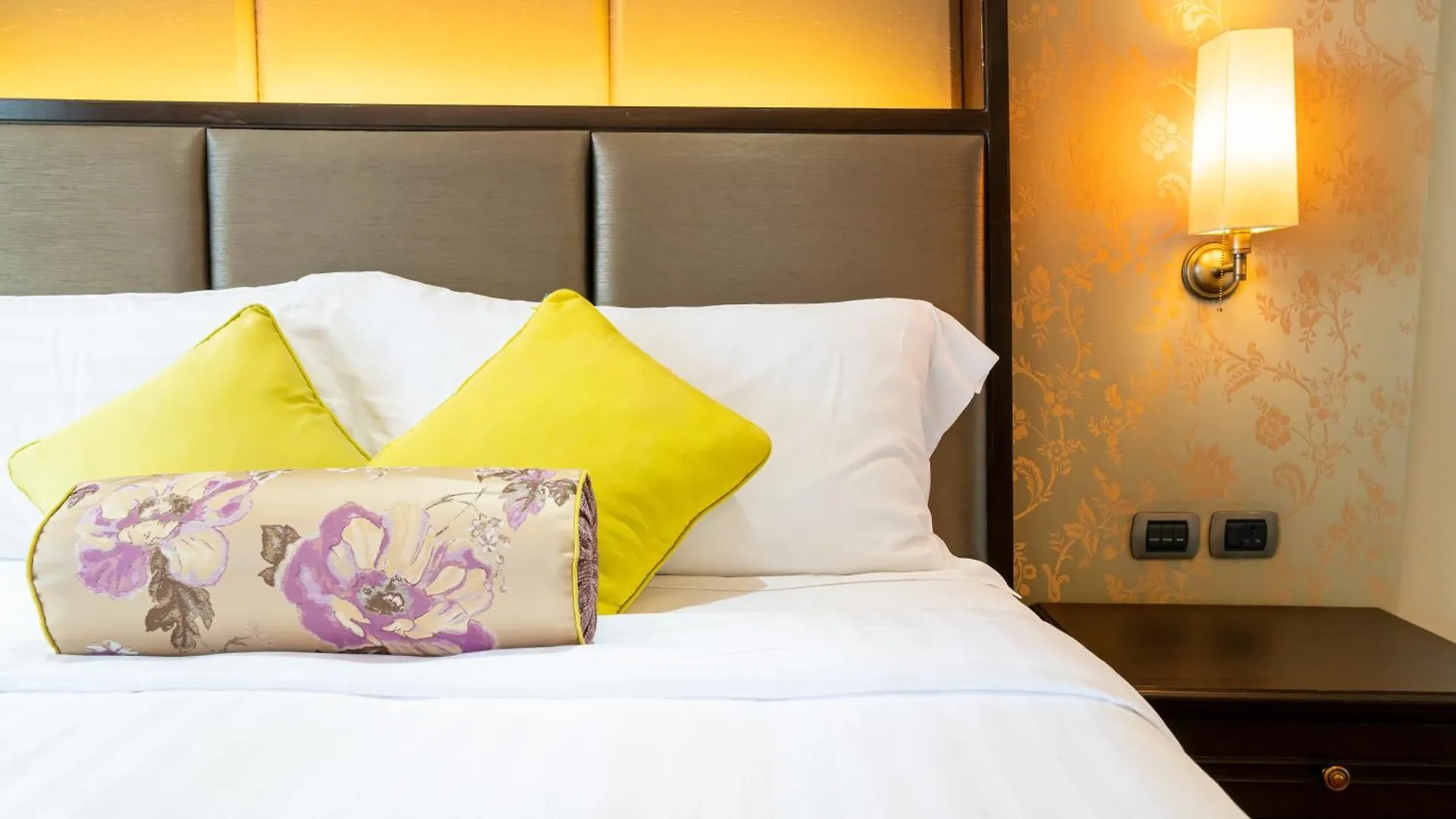 Hotel Rosewood Near Delhi Airport New Delhi