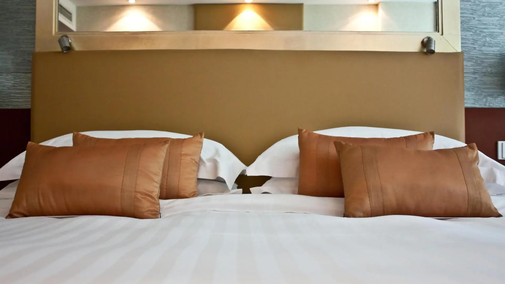 Hotel Rosewood Near Delhi Airport New Delhi